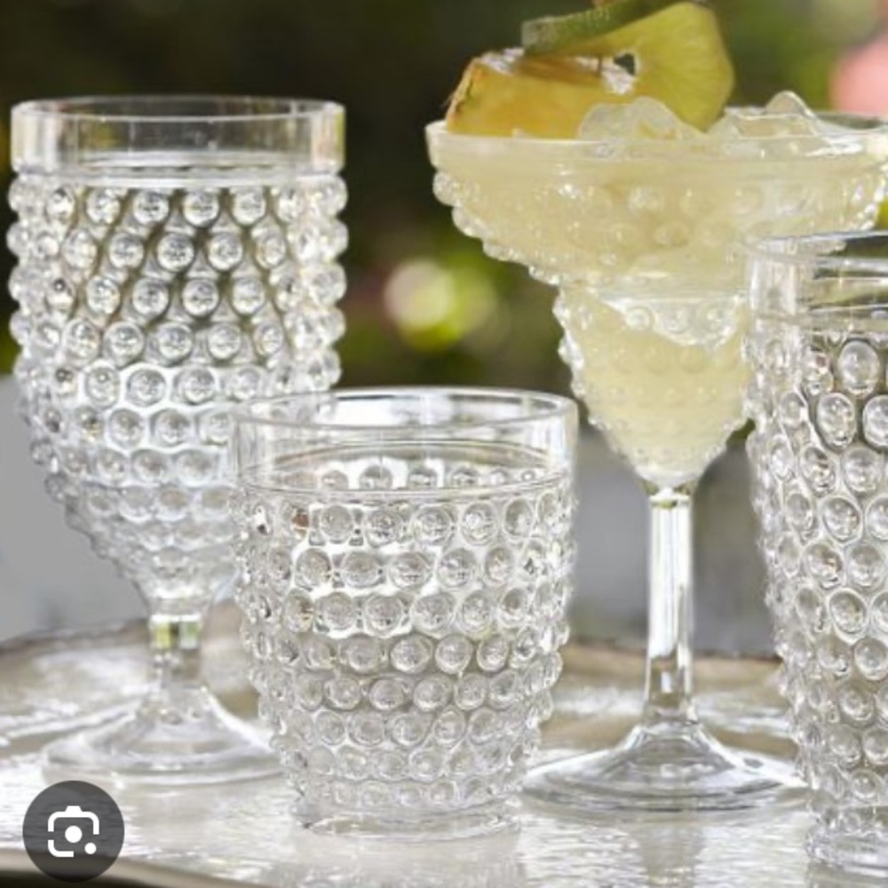 Pottery Barn Hobnail Drinking Goblets set of 4 patio drink ware plastic vintage